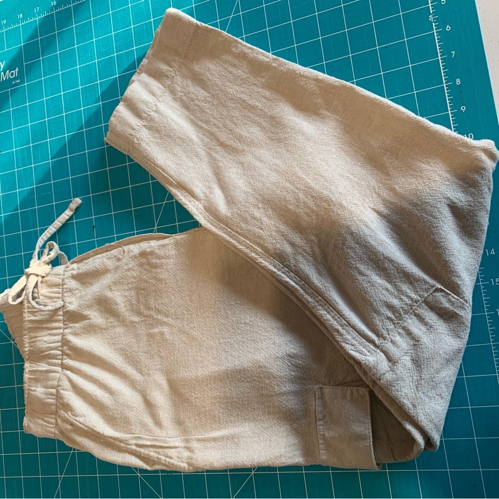 GAP Beige Easy Pants size xs
